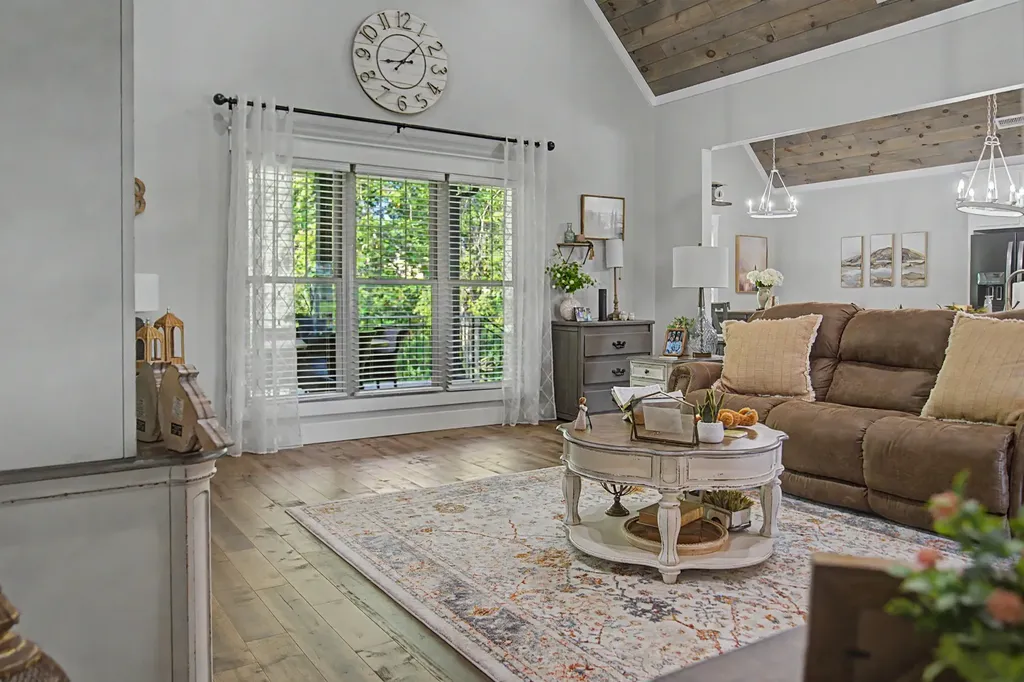 76 Maggie Lena Lane Lafayette TN 37083