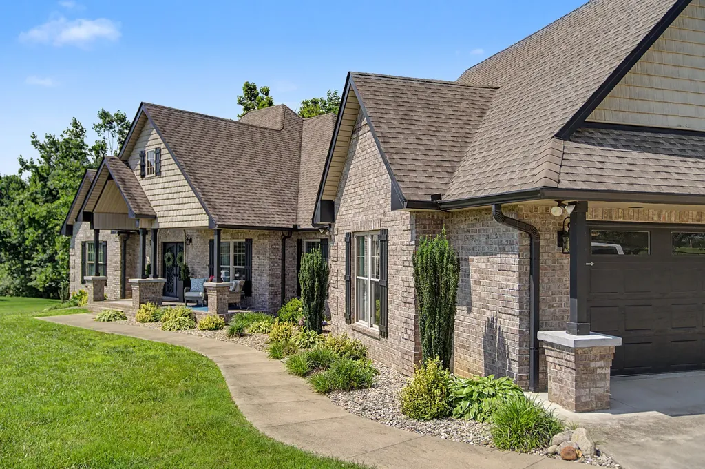 76 Maggie Lena Lane Lafayette TN 37083