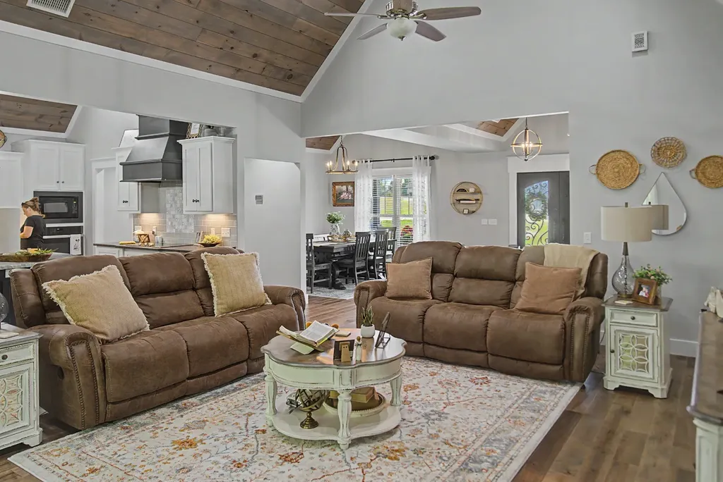 76 Maggie Lena Lane Lafayette TN 37083