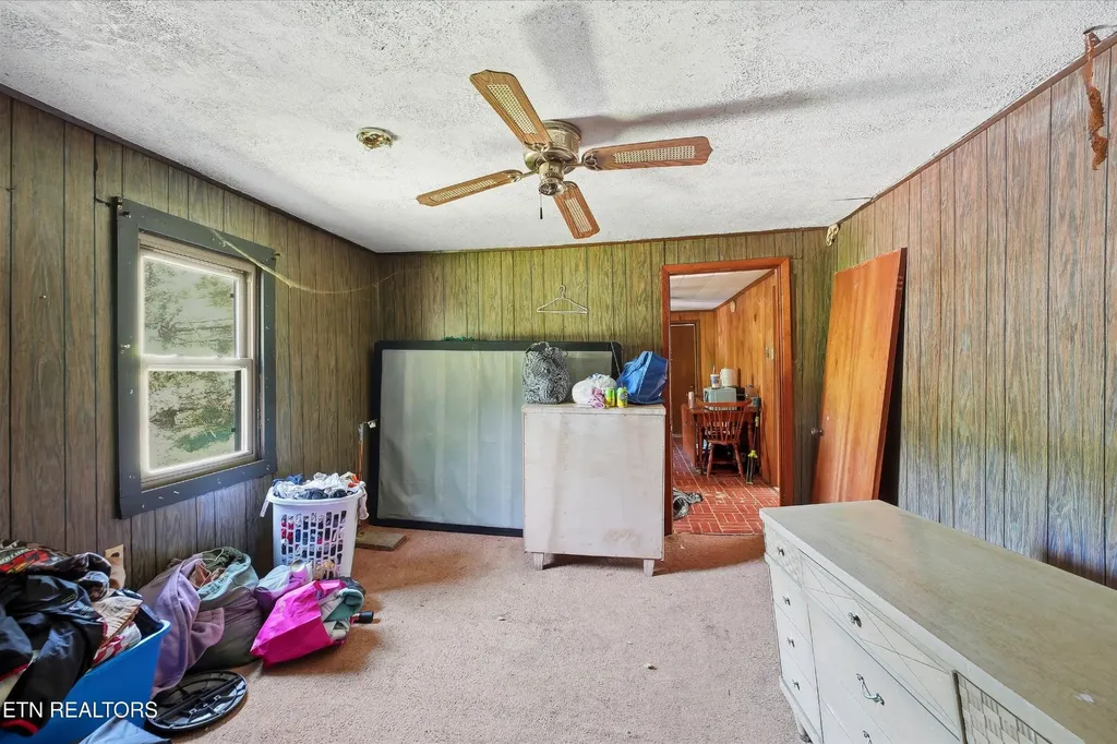9101 Andersonville Pike Powell TN 37849
