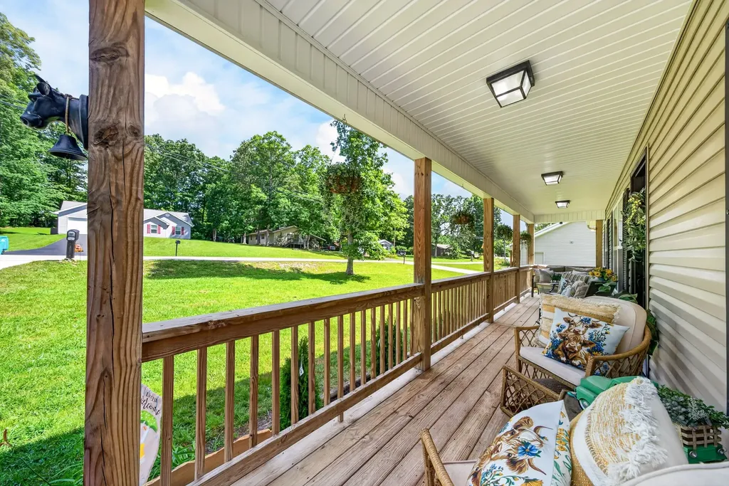 177 Orange Circle Crossville TN 38555