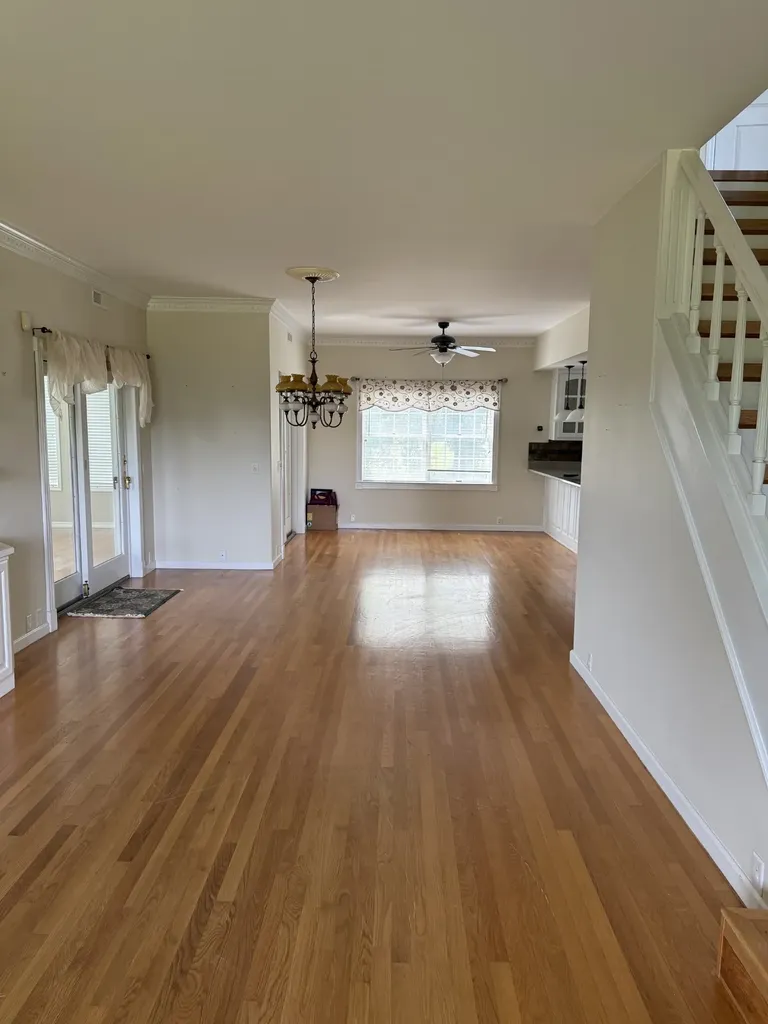 103 Nixon Hollow Ln, N Pleasant Shade TN 37145