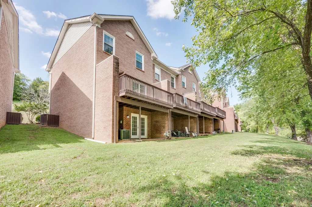 1612 Brentwood Pointe Franklin TN 37067