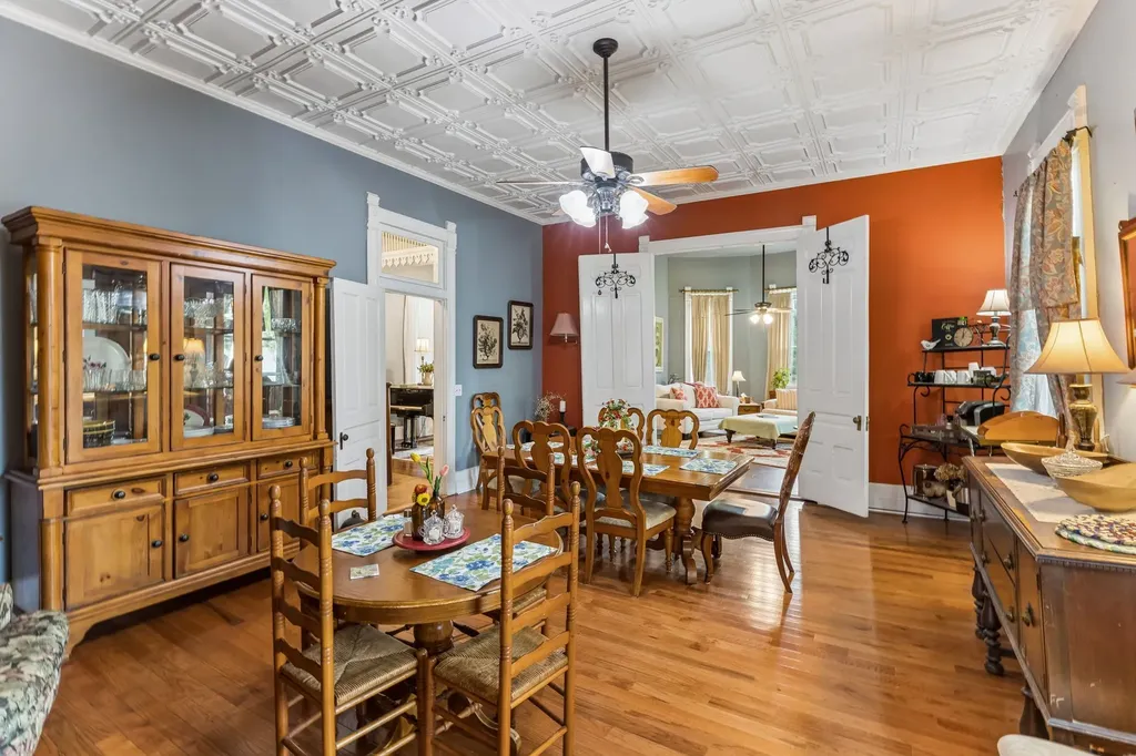 101 Webb Road, E Bell Buckle TN 37020