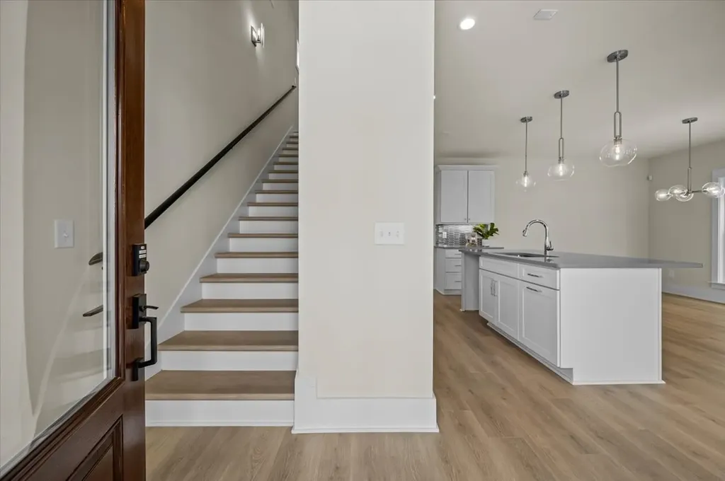 3043B Hillside Road Nashville TN 37207