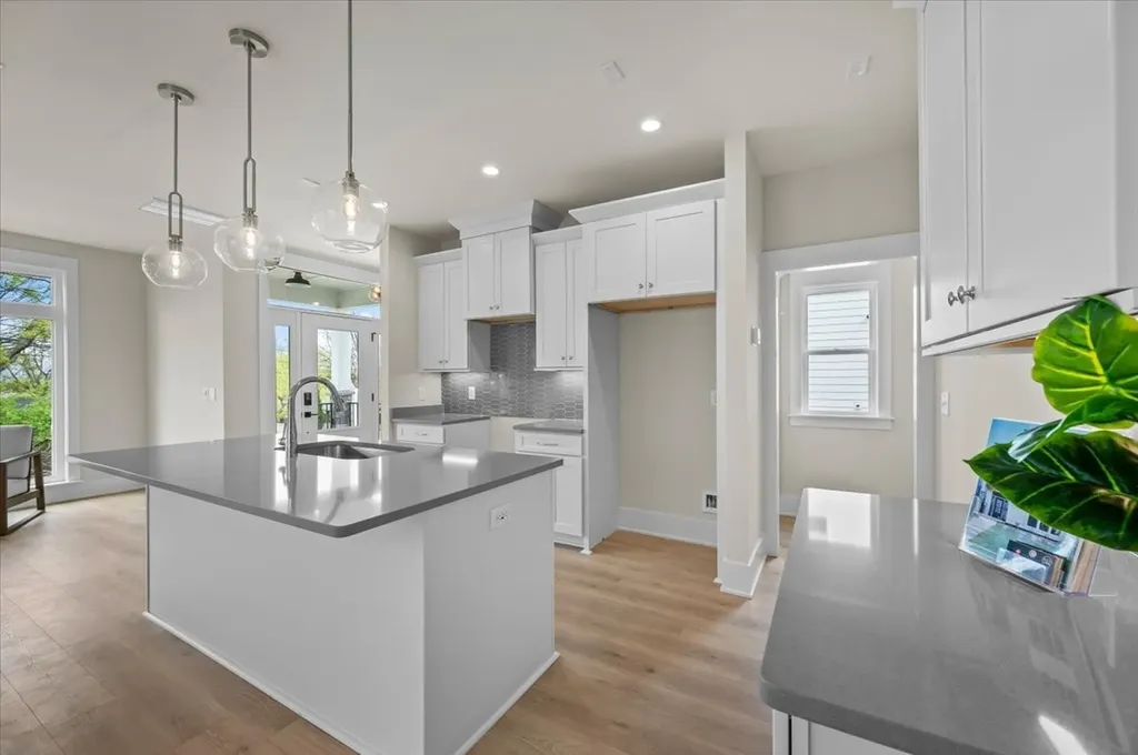 3043B Hillside Road Nashville TN 37207