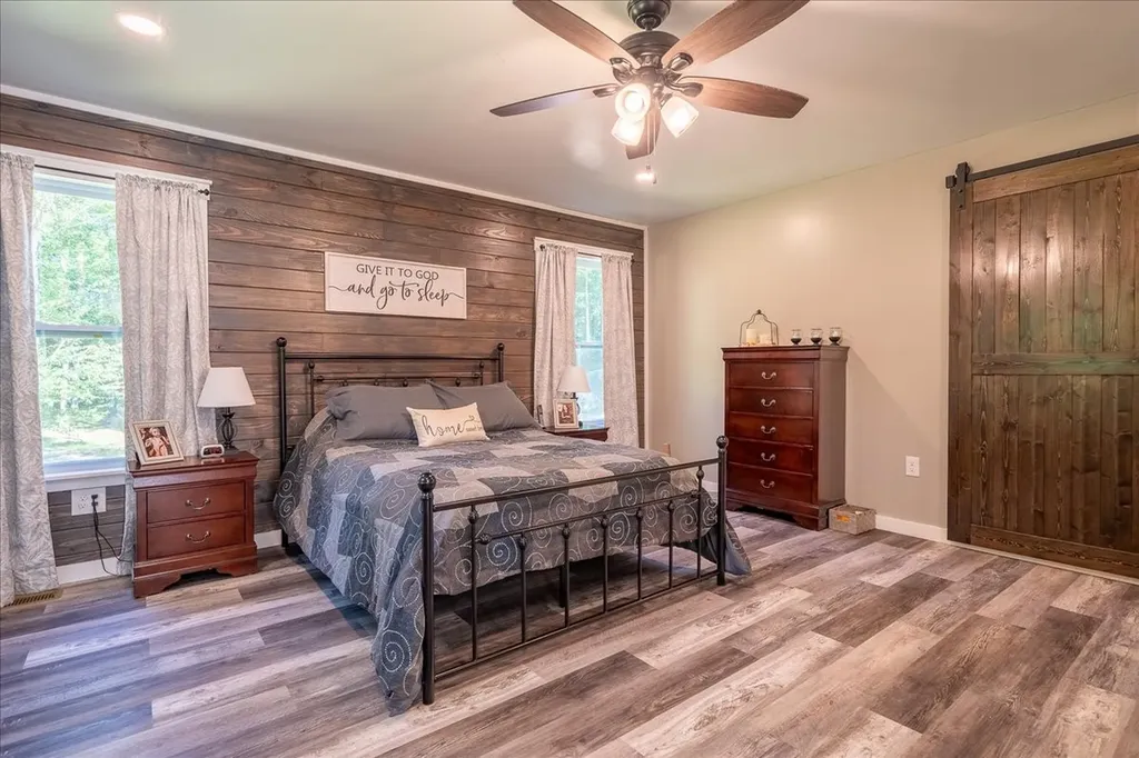 4239 Shady Oak Lane Iron City TN 38463