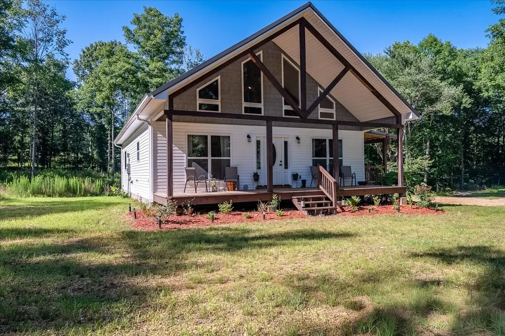 4239 Shady Oak Lane Iron City TN 38463