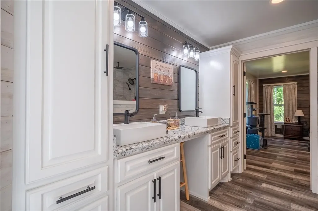 4239 Shady Oak Lane Iron City TN 38463