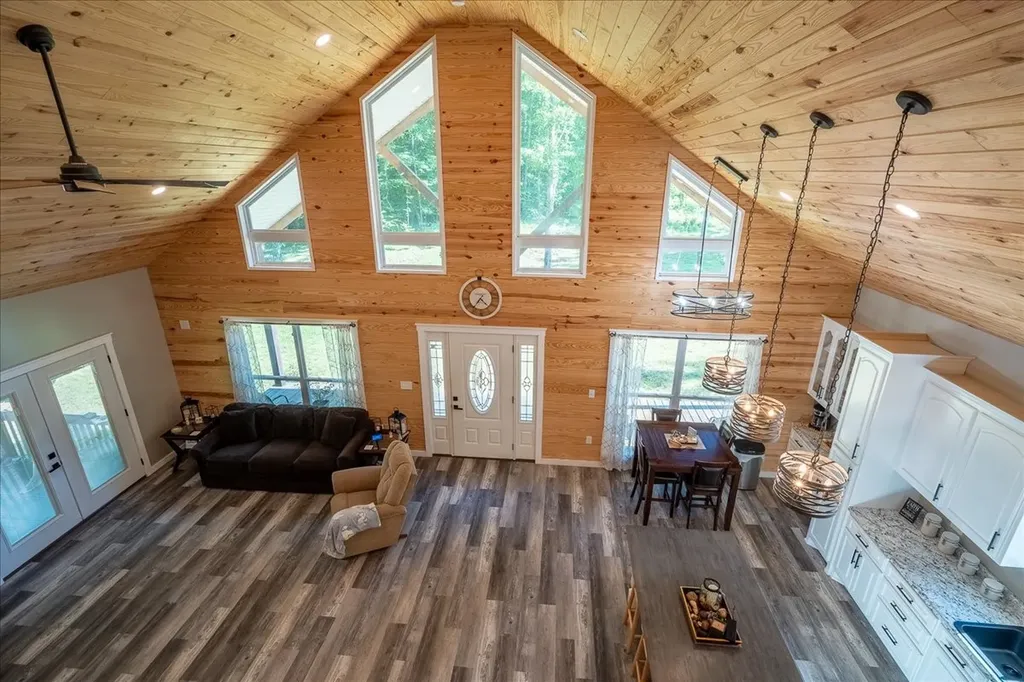4239 Shady Oak Lane Iron City TN 38463