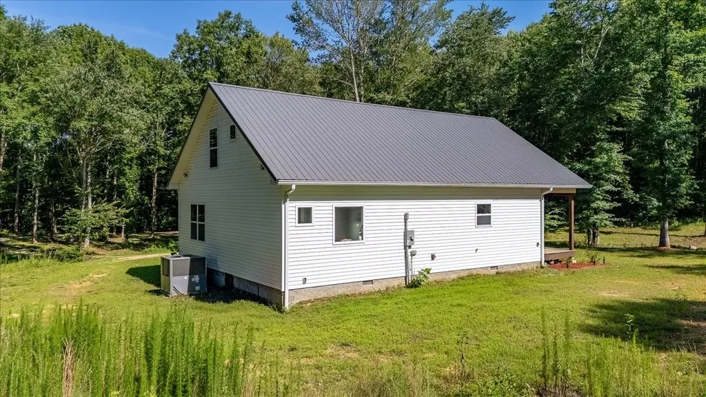 4239 Shady Oak Lane Iron City TN 38463