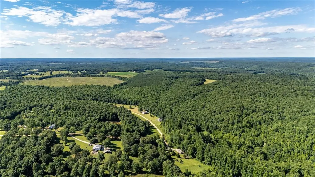 4239 Shady Oak Lane Iron City TN 38463