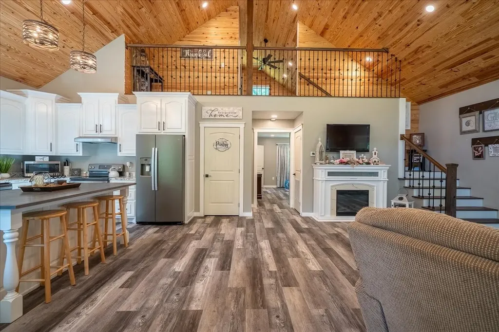 4239 Shady Oak Lane Iron City TN 38463