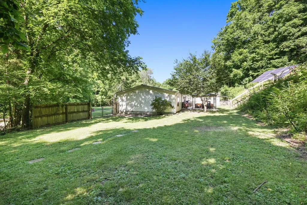 183 Henry Road Goodlettsville TN 37072