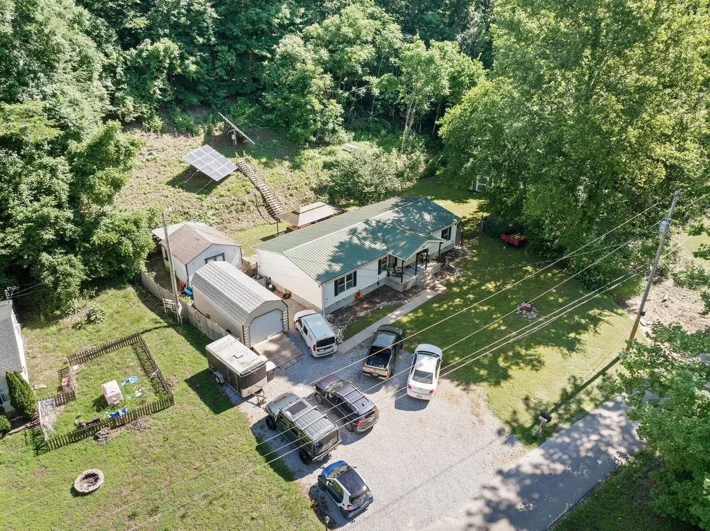 183 Henry Road Goodlettsville TN 37072