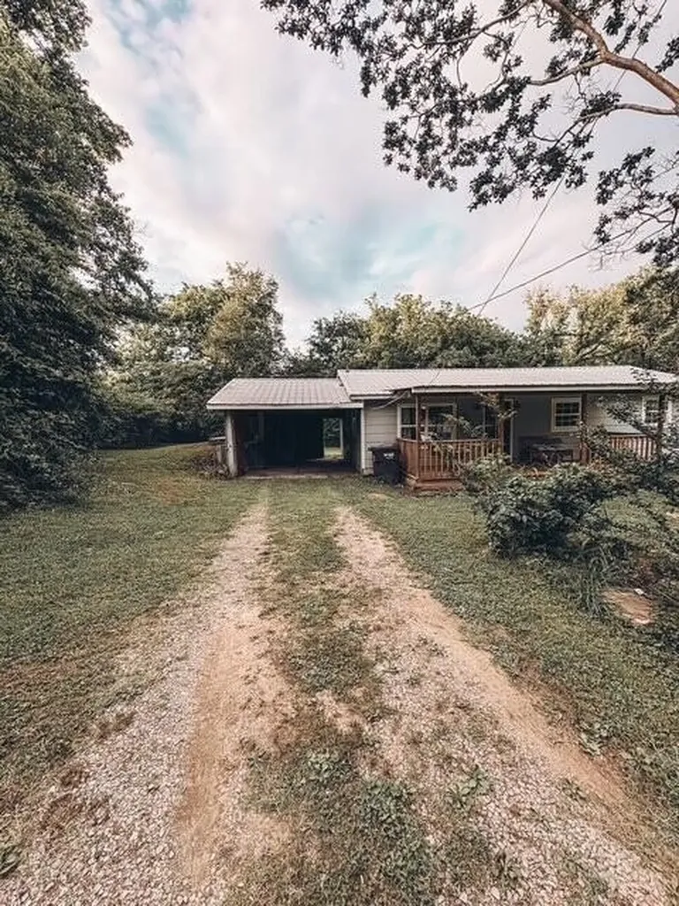 1975 Dowdy Road, SE Cleveland TN 37323