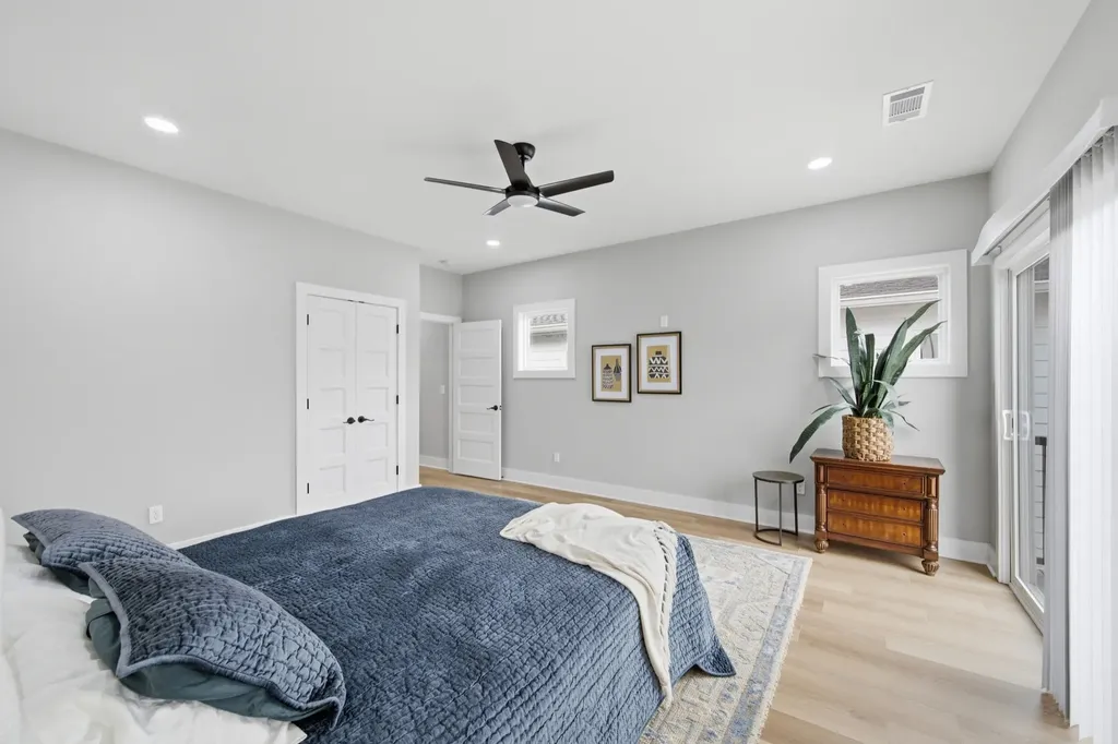 2017 9th Ave, N Nashville TN 37208