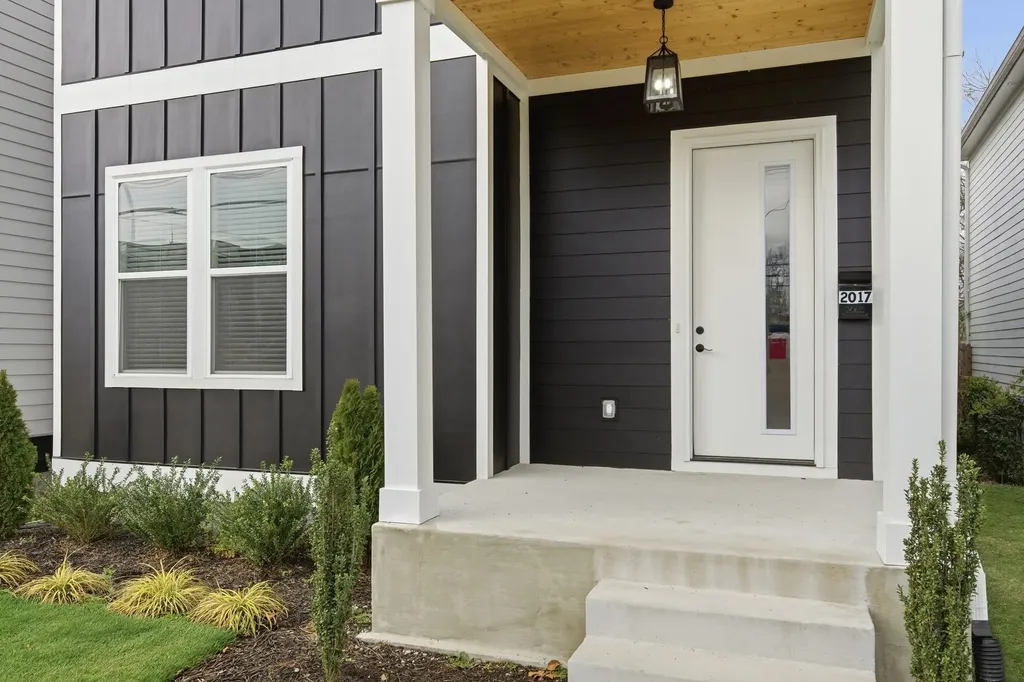 2017 9th Ave, N Nashville TN 37208