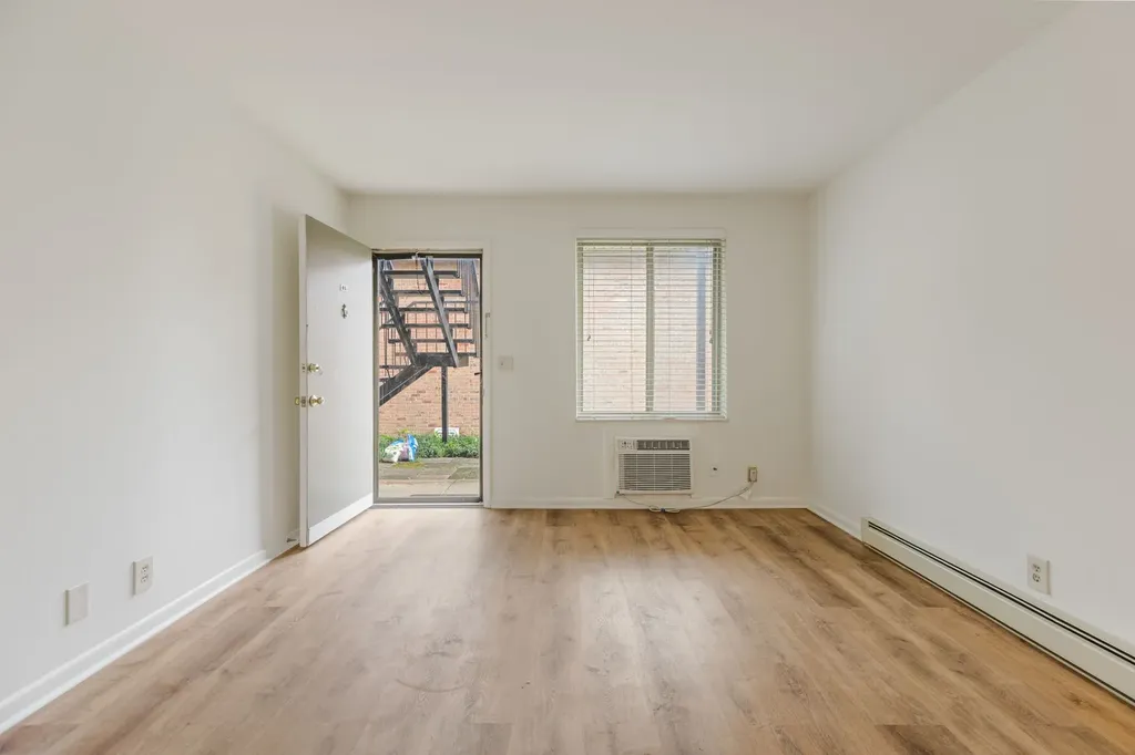 2601 Hillsboro Pike Nashville TN 37212