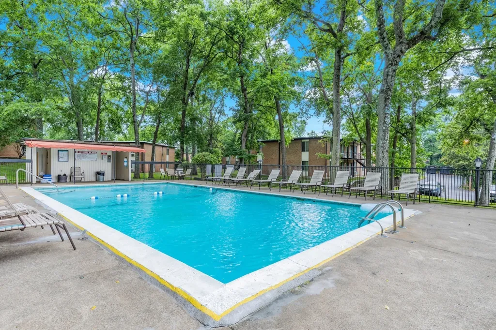 2601 Hillsboro Pike Nashville TN 37212