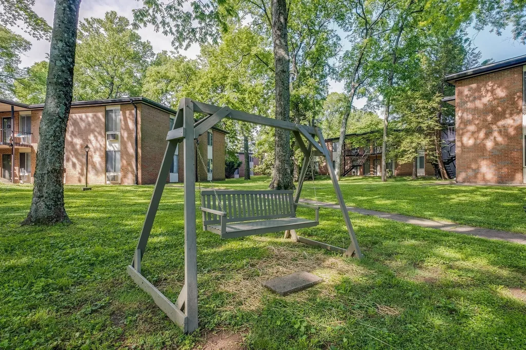 2601 Hillsboro Pike Nashville TN 37212