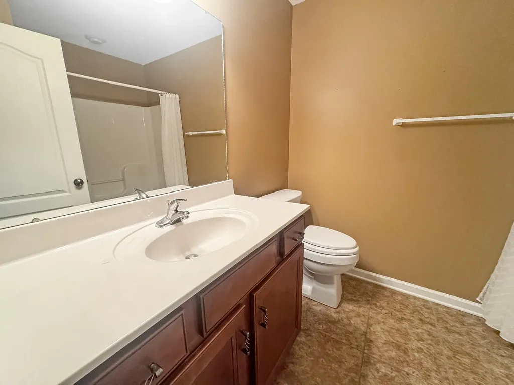 128 Colson Village Court Dover TN 37058