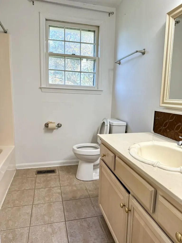 61 E Caldwell Street Mount Juliet TN 37122
