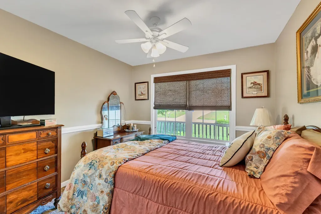 1978 Farmington Court Columbia TN 38401