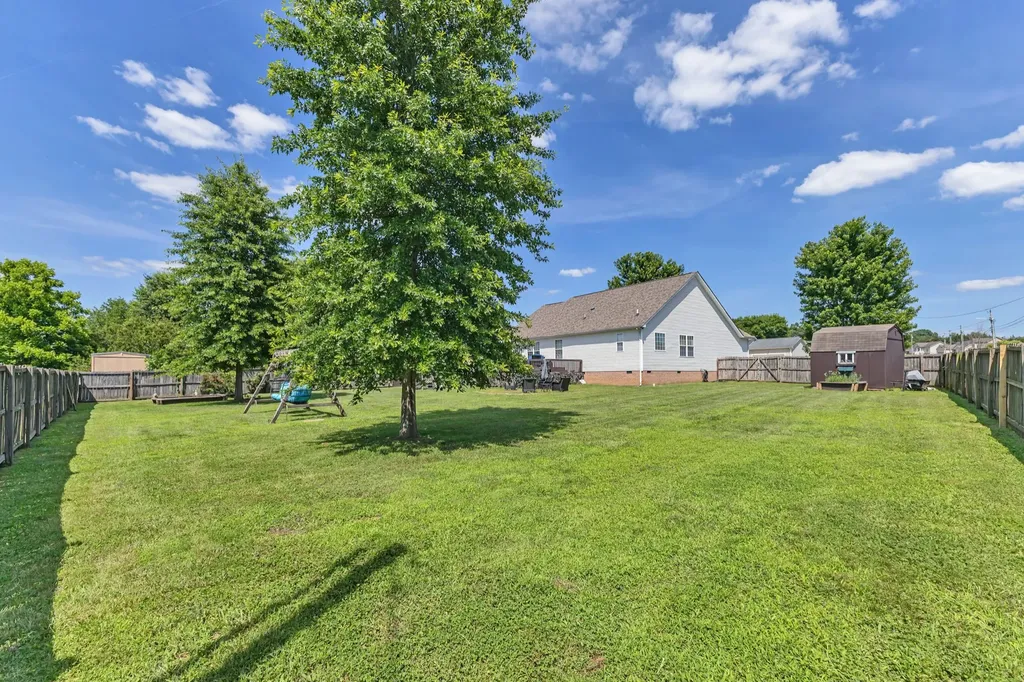 1978 Farmington Court Columbia TN 38401