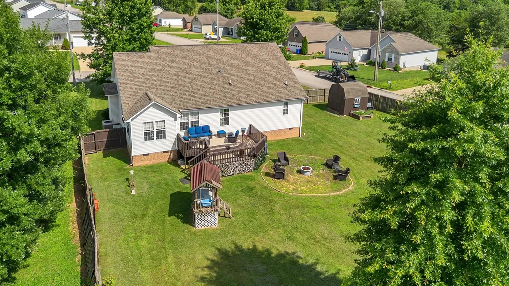 1978 Farmington Court Columbia TN 38401