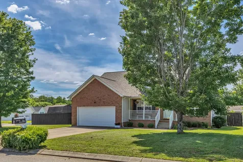 1978 Farmington Court Columbia TN 38401