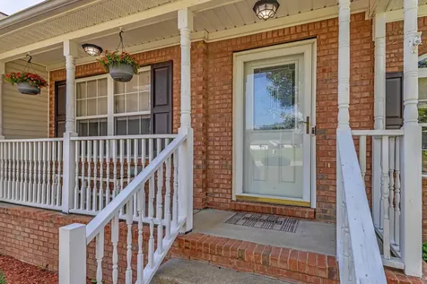1978 Farmington Court Columbia TN 38401