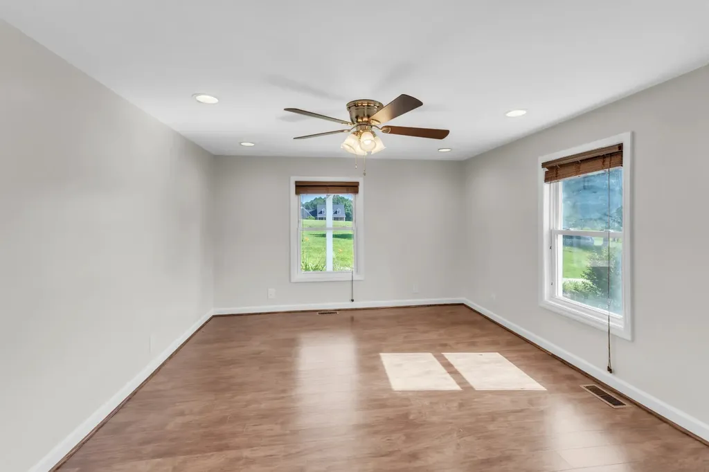 2418 Old Clarksville Pike Ashland City TN 37015