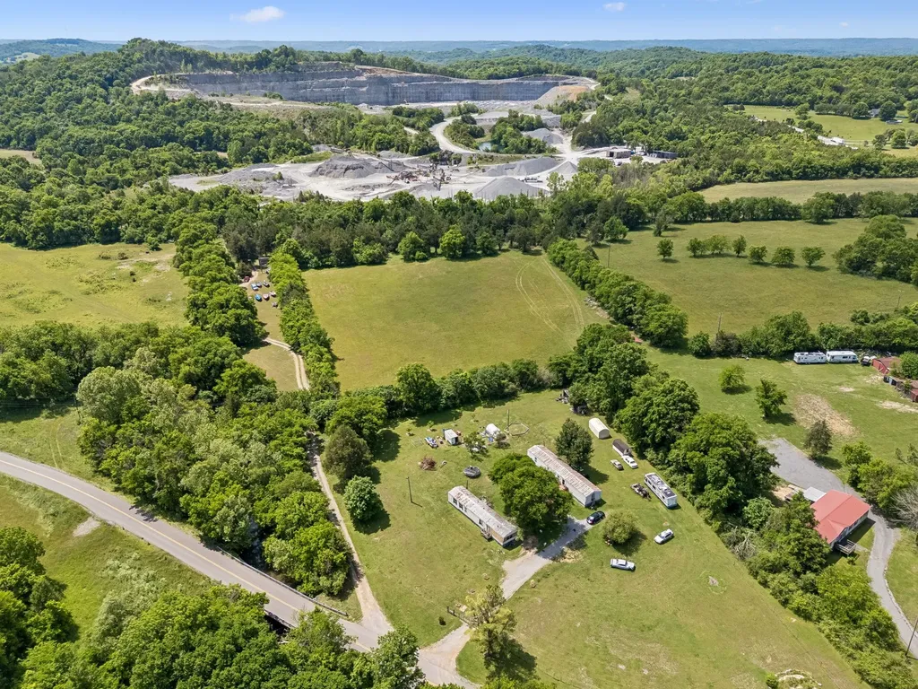 15 Clark Mill Road Fayetteville TN 37334