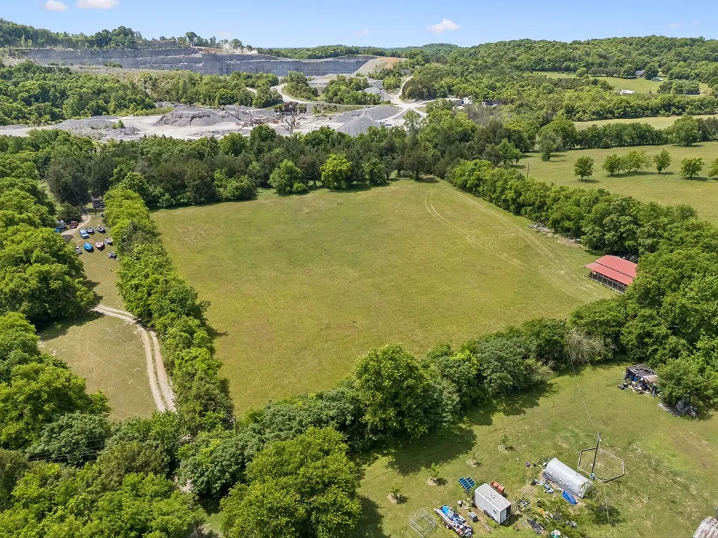 15 Clark Mill Road Fayetteville TN 37334