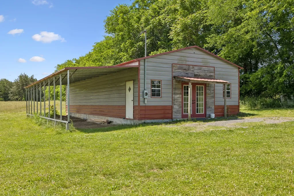 15 Clark Mill Road Fayetteville TN 37334