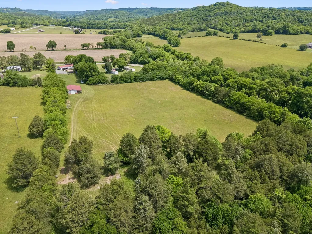 15 Clark Mill Road Fayetteville TN 37334
