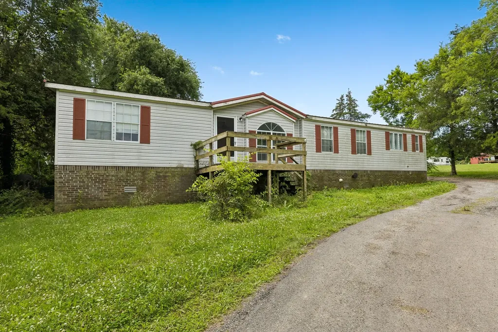 19 Clark Mill Road Fayetteville TN 37334