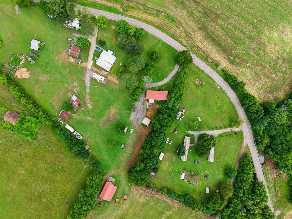 19 Clark Mill Road Fayetteville TN 37334