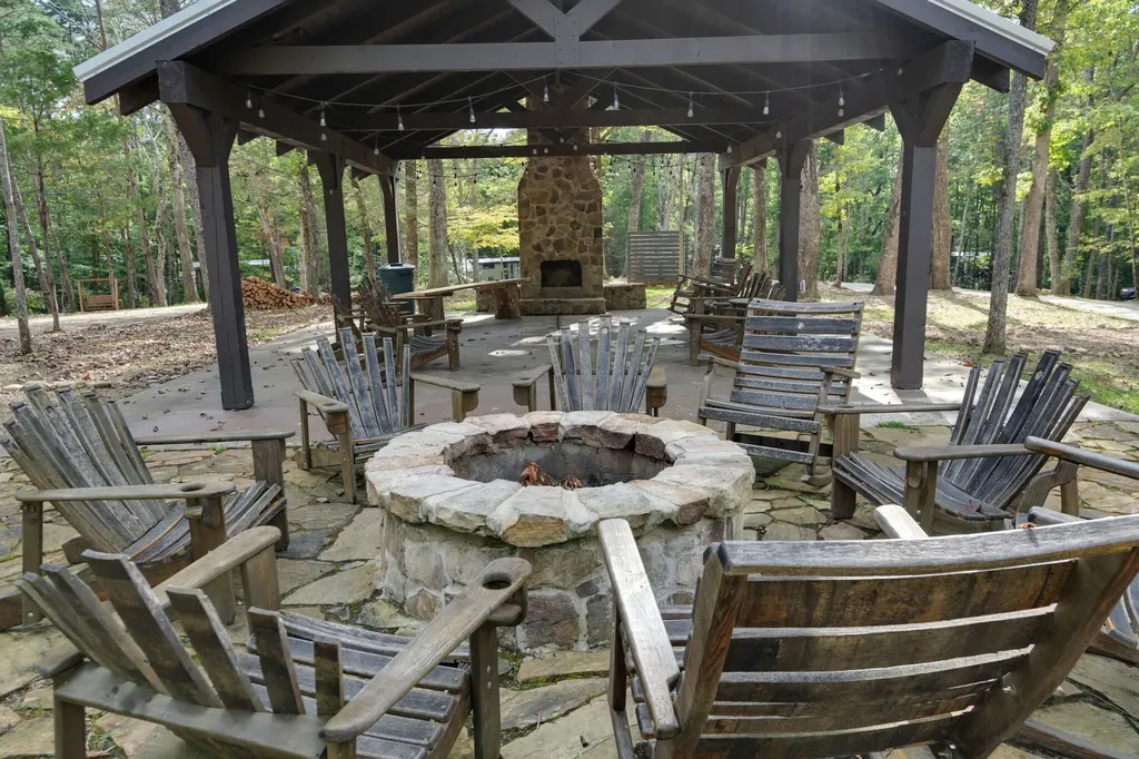 75B Deer Lick Trail Monteagle TN 37356