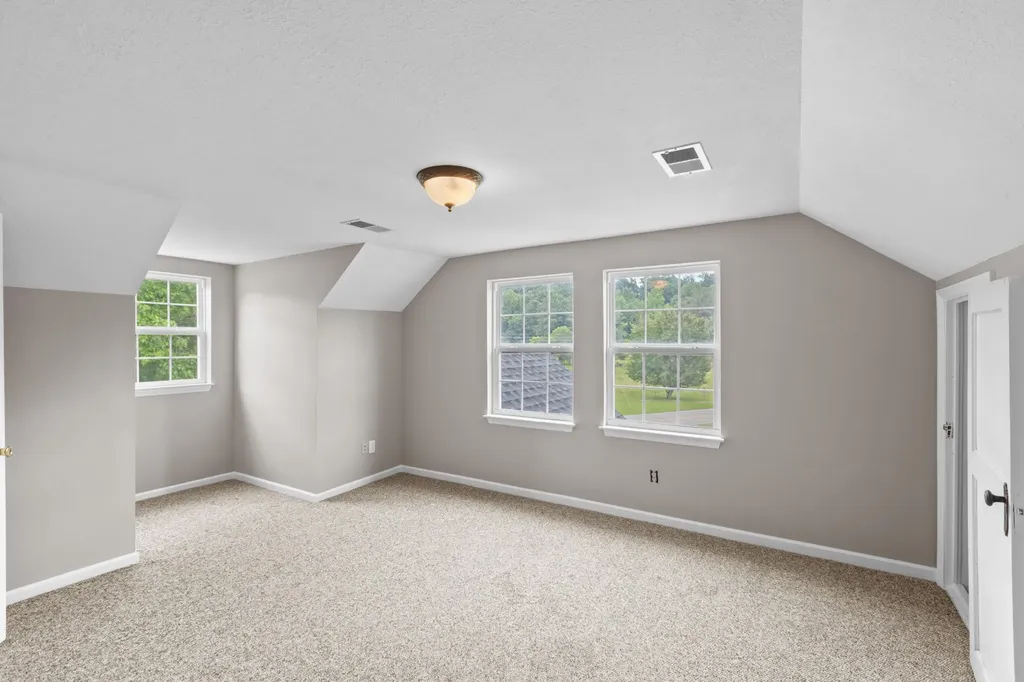 11134 London Lane Apison TN 37302