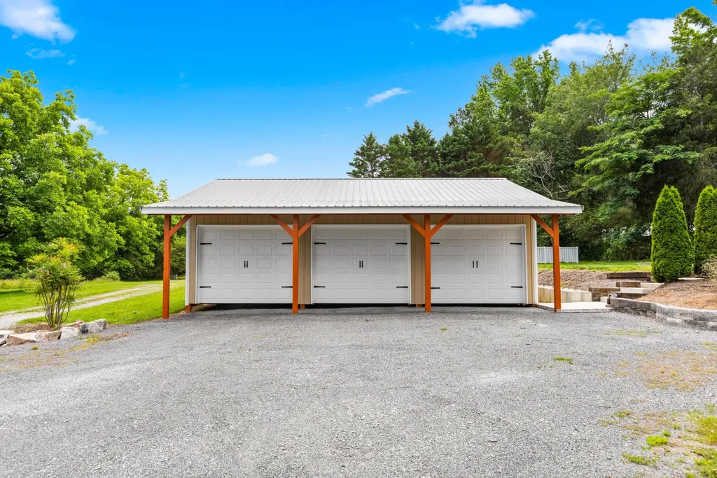 11134 London Lane Apison TN 37302