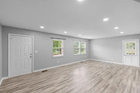 11134 London Lane Apison TN 37302