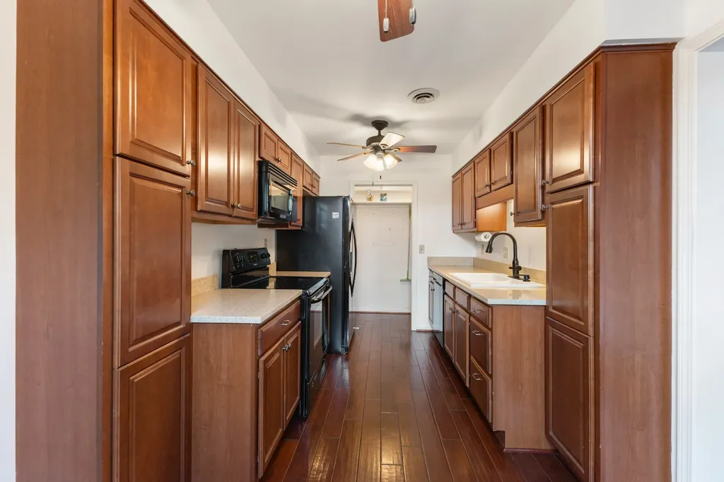 964 Todd Preis Drive Nashville TN 37221