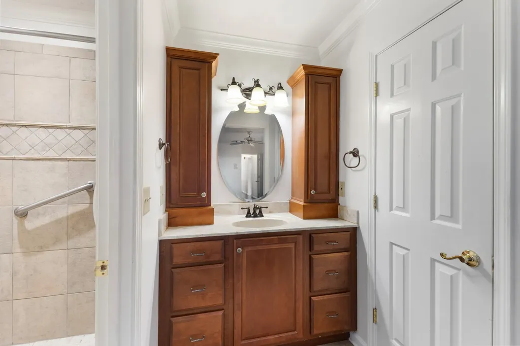 964 Todd Preis Drive Nashville TN 37221