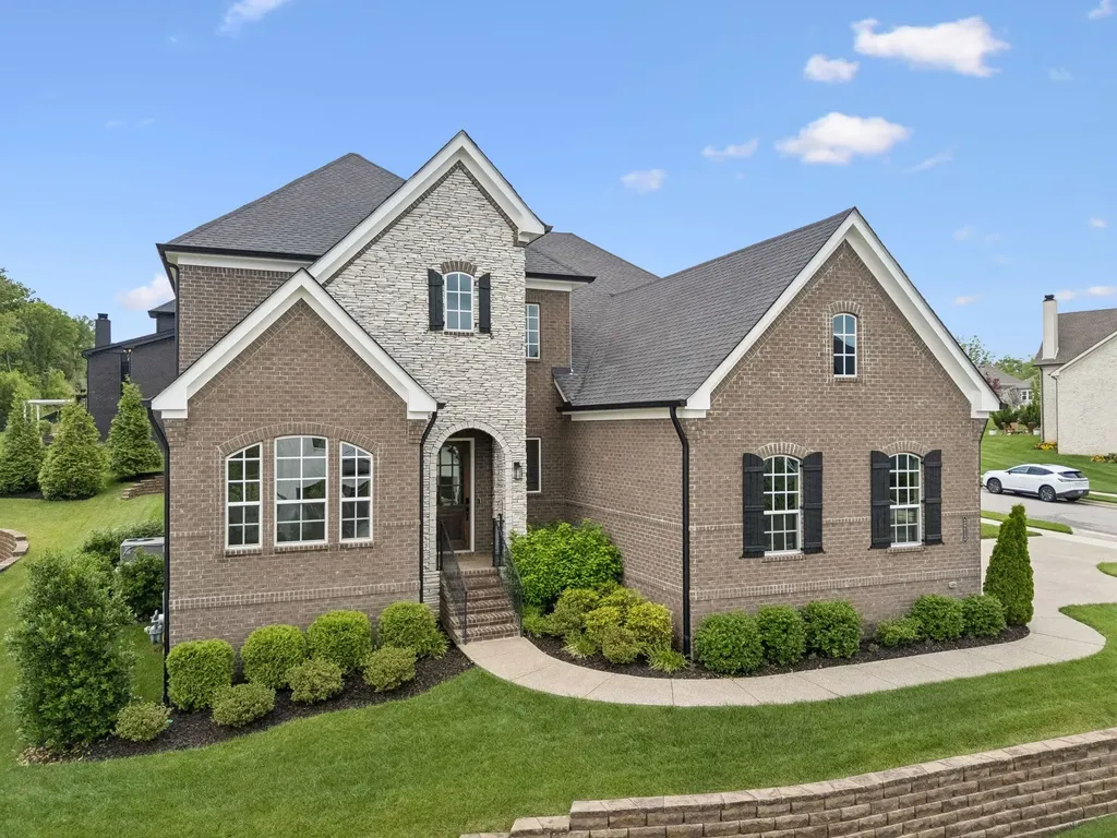3213 Cherry Jack Lane Thompsons Station TN 37179