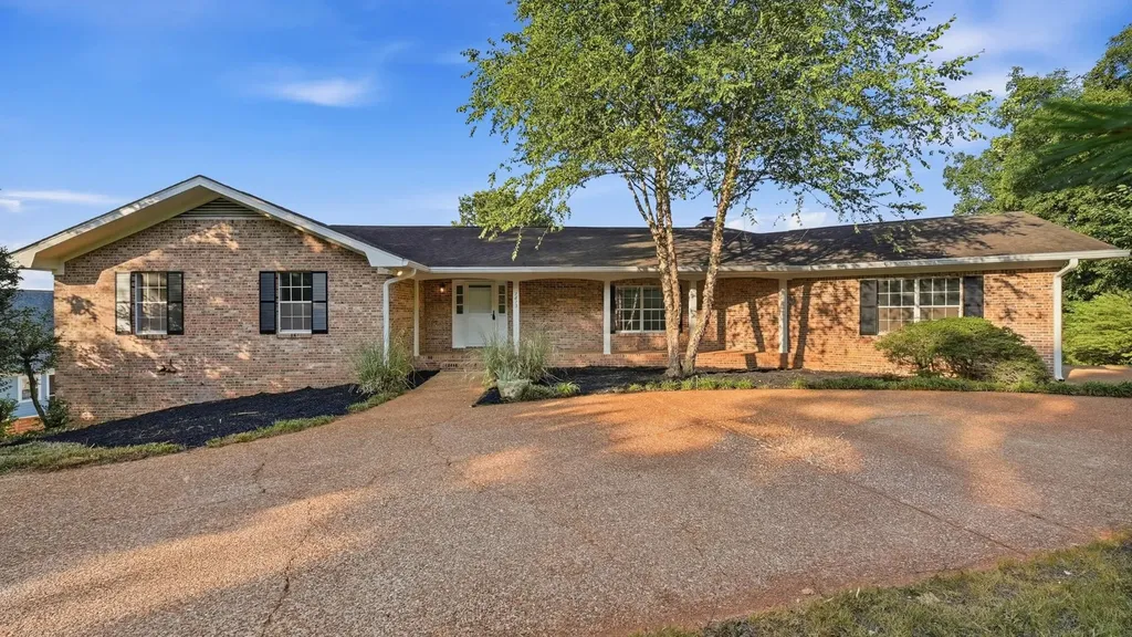 7815 Lasata Court Harrison TN 37341