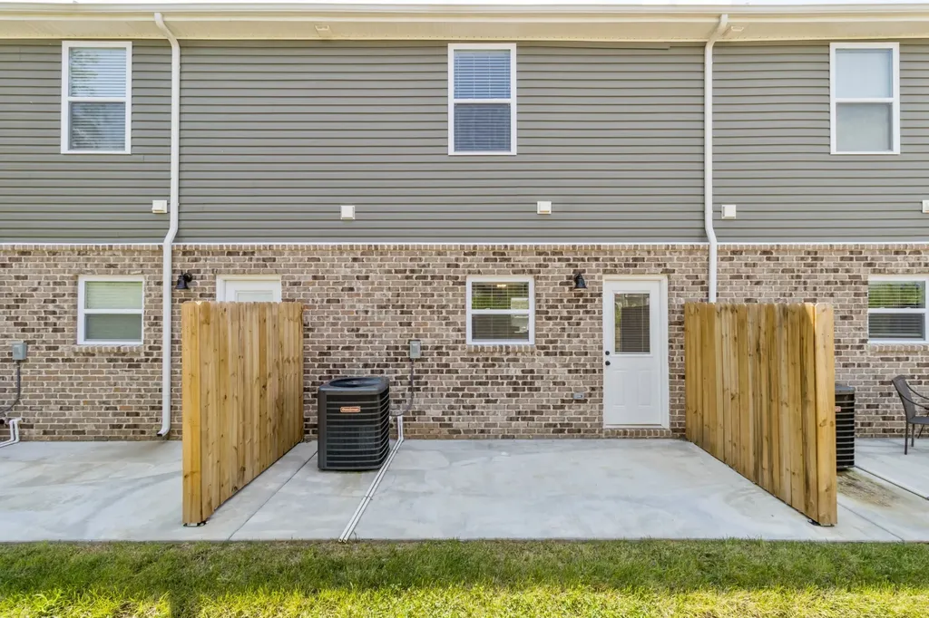 1115 Hillwood Drive #A2 Clarksville TN 37040