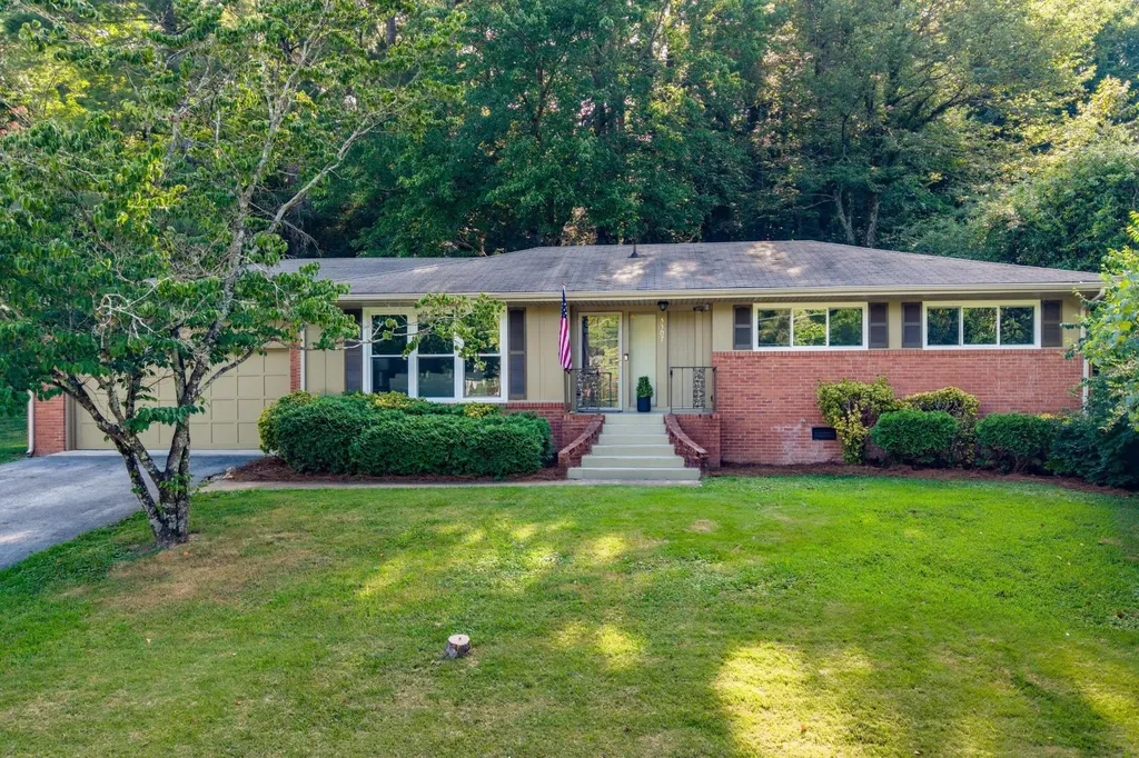 3307 Haywood Avenue Chattanooga TN 37415