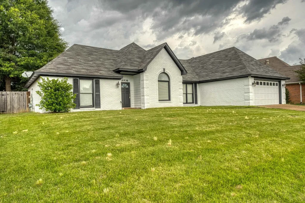 8936 Rowley Cove Cordova TN 38016